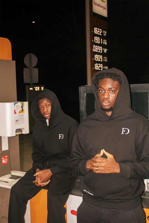 Pull Noir Oversize